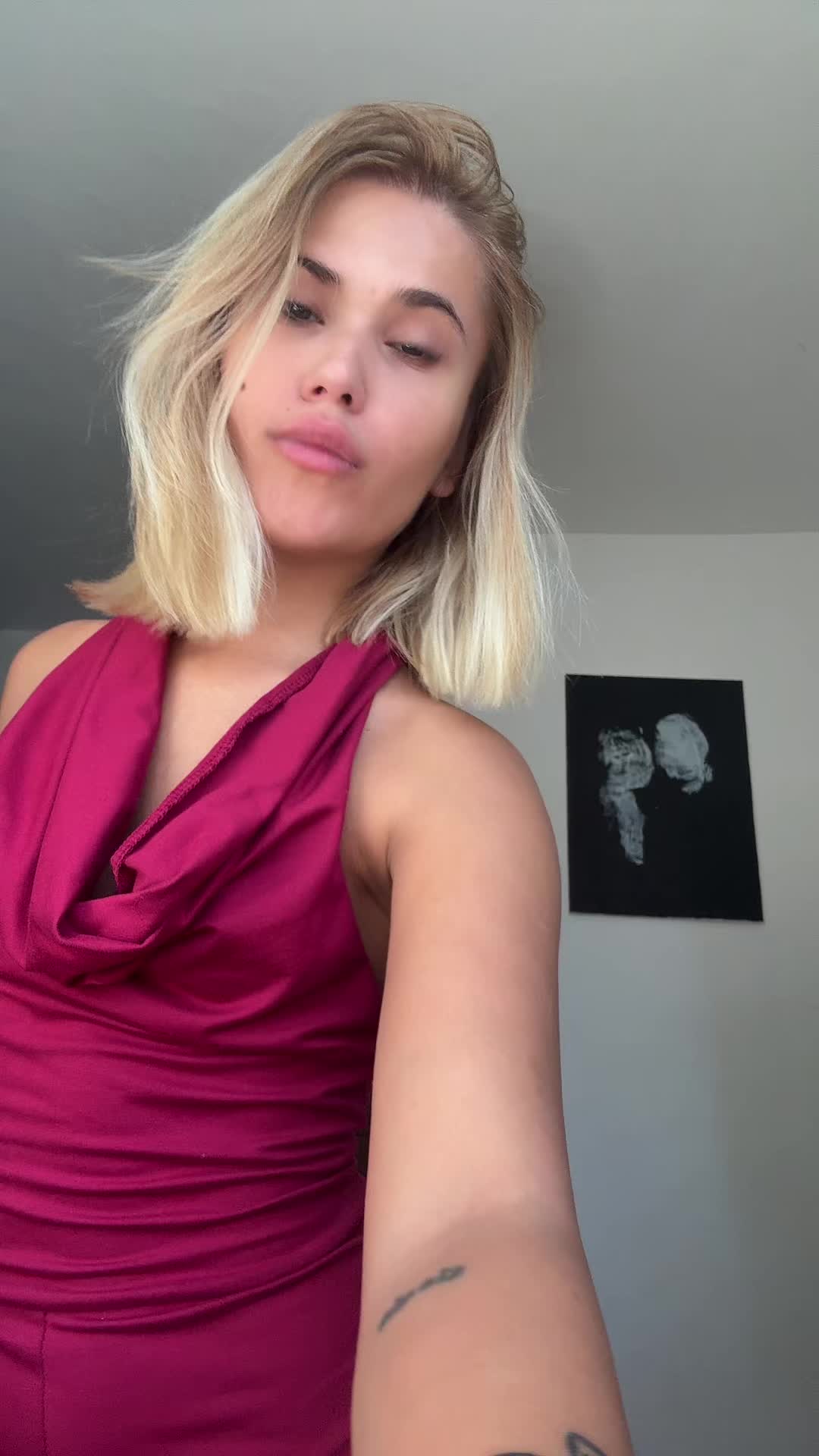 @Laviebelly