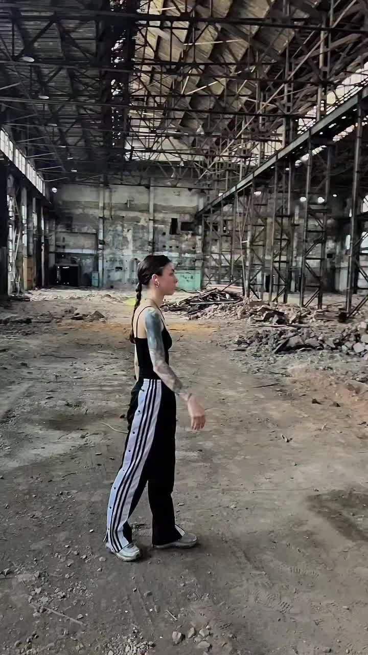 @Raverelic