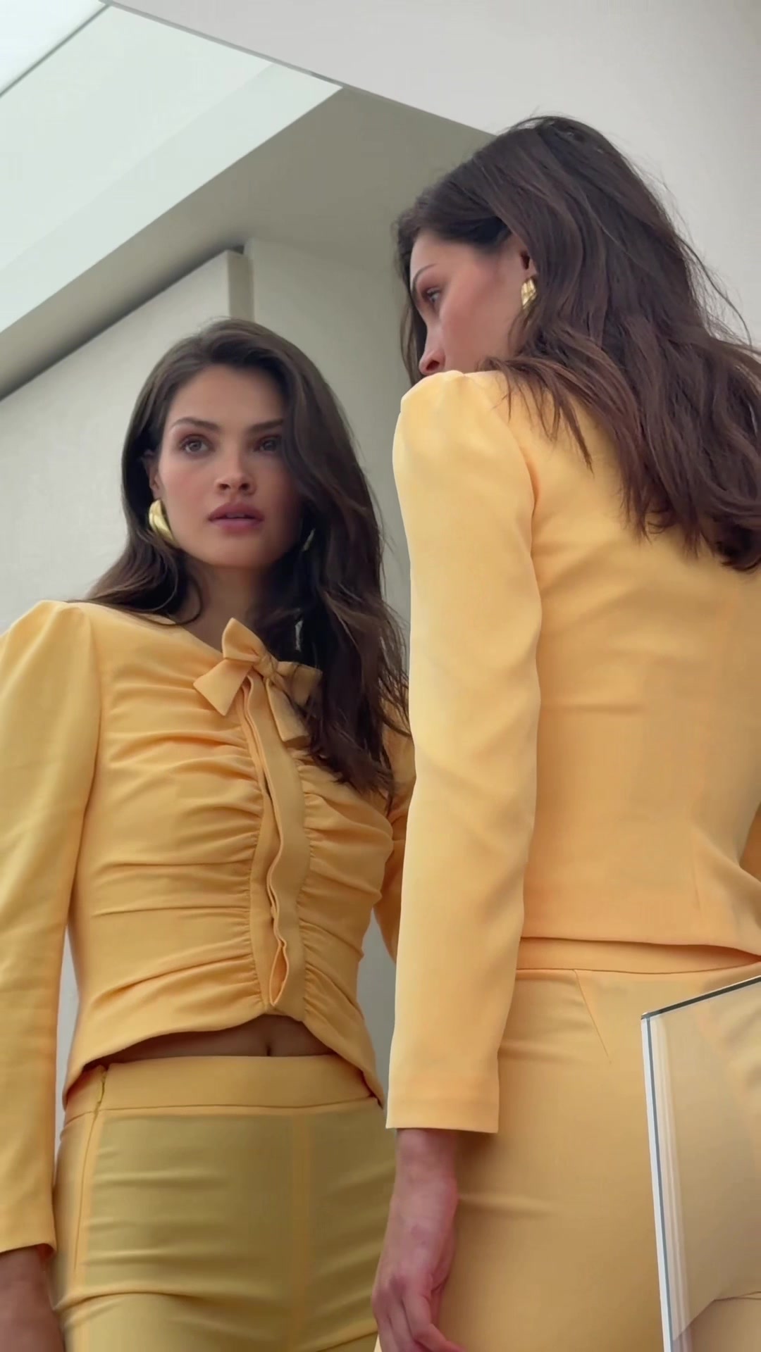 @Elie Tahari