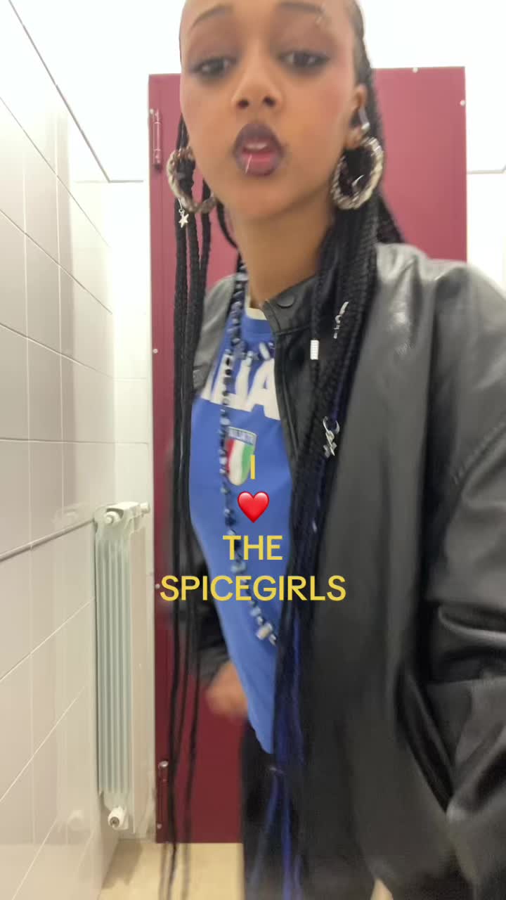 @In_daiana_jones