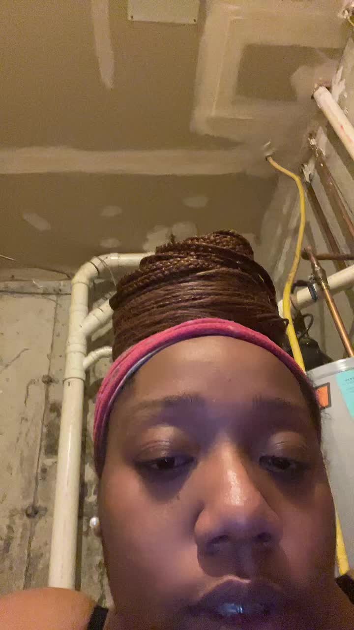 @Dee_nuggss