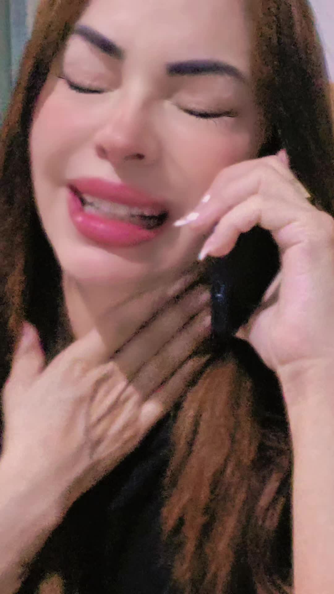 @Luna