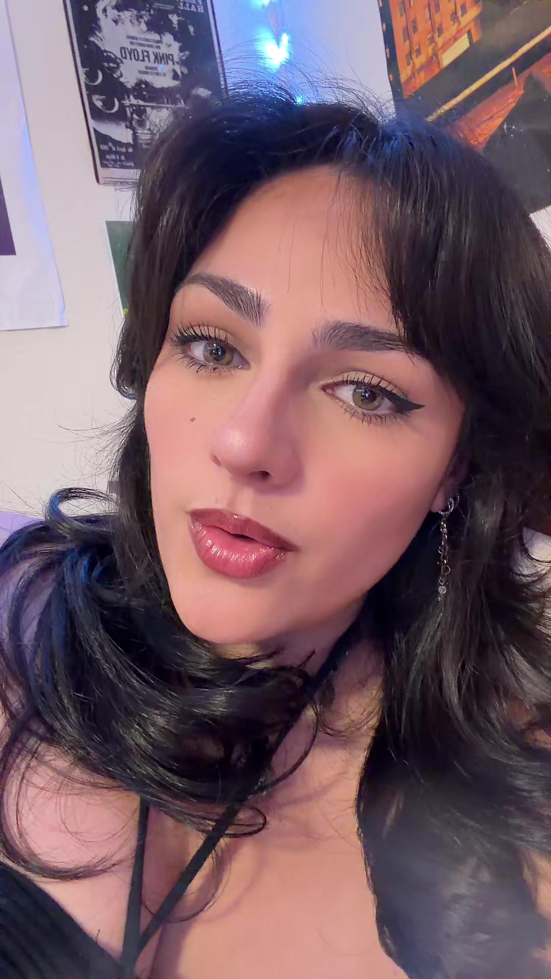 @leela