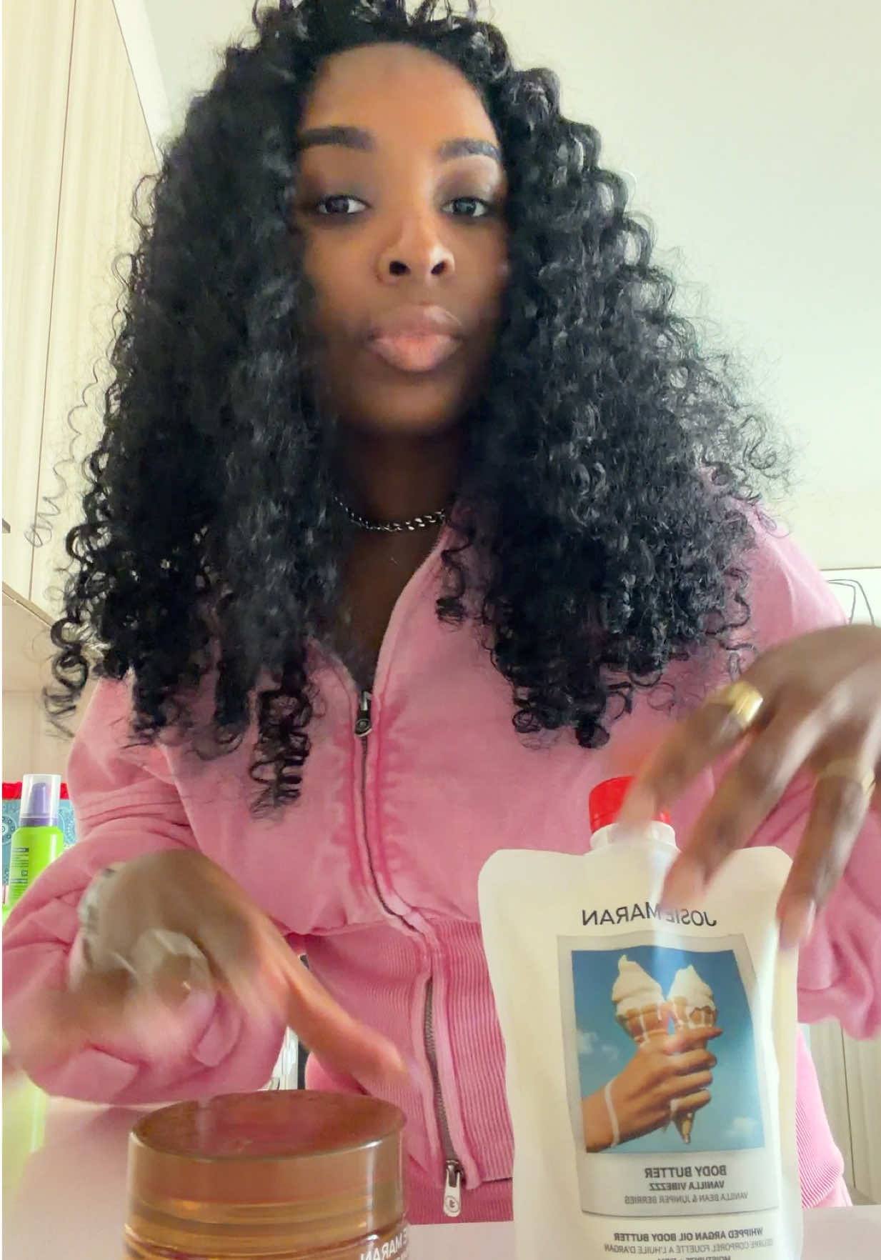 @Shaina Ren&eacute;