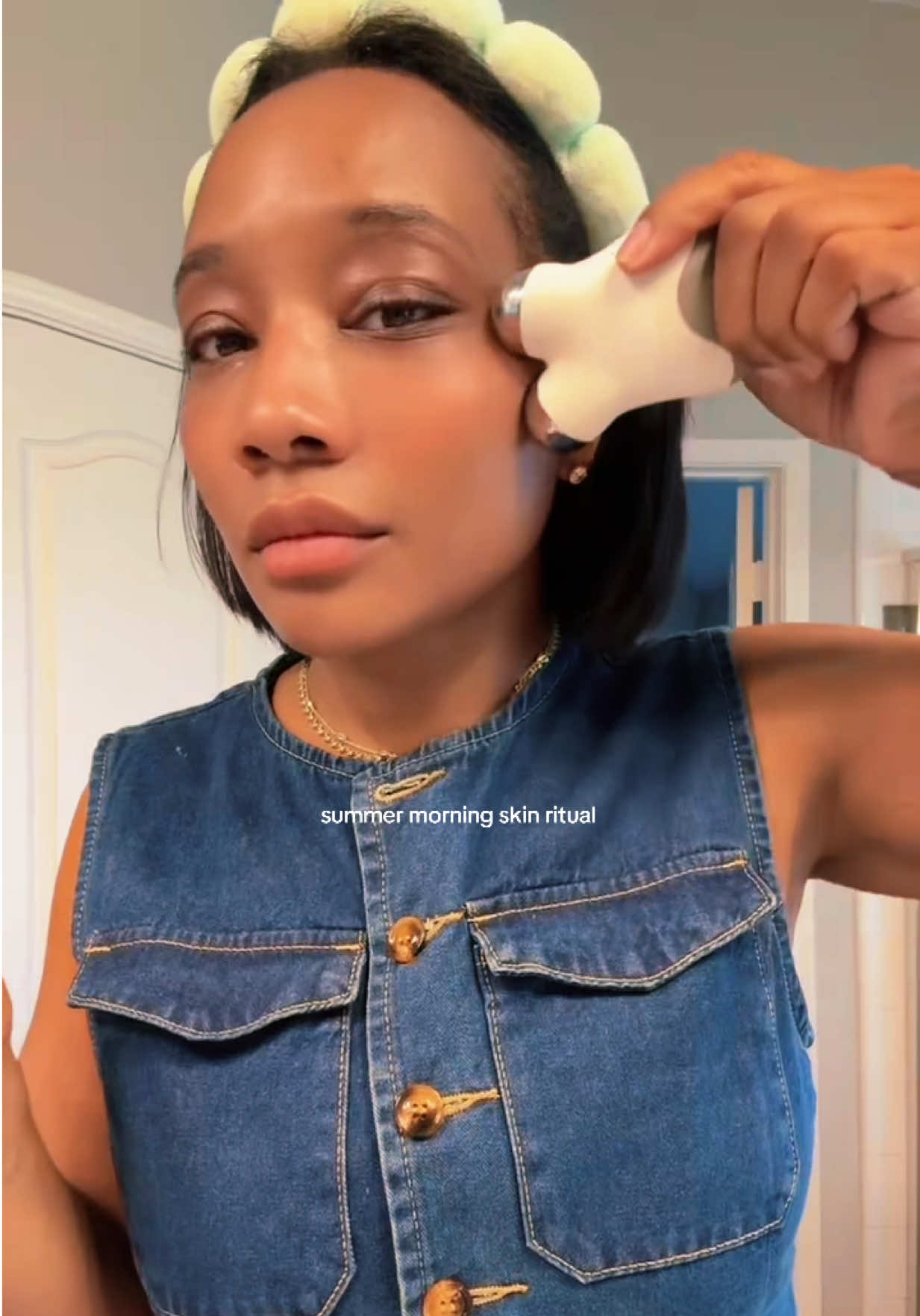 @EffortlesslyChiic