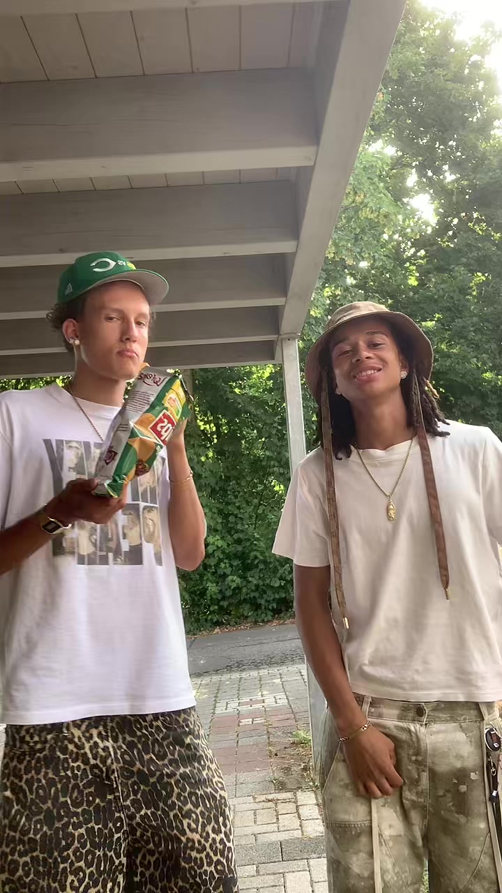 @Le MF🏝️