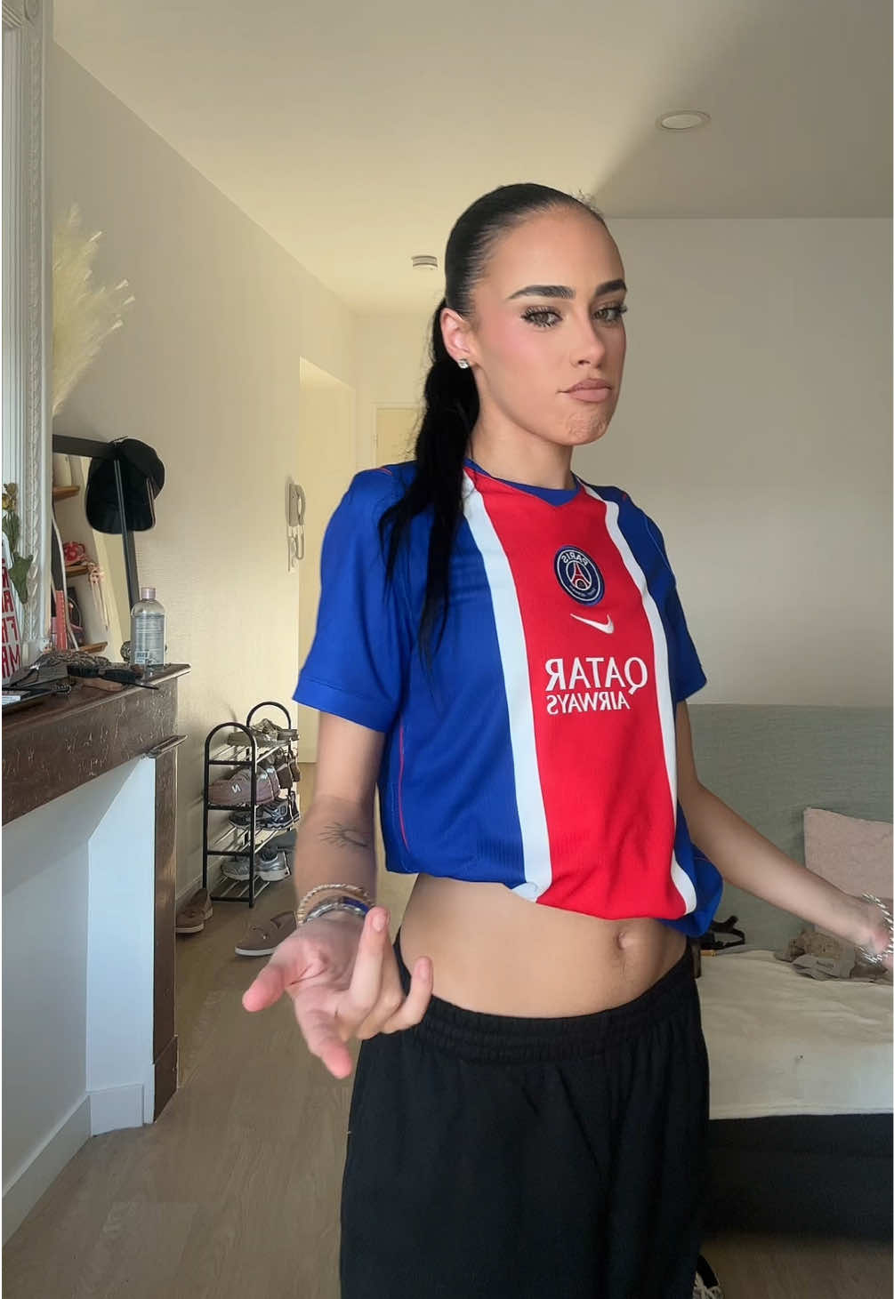 @𝐚𝐧𝐚𝐬𝐭𝐚𝐳𝐢𝐚🏴&zwj;☠️🎀