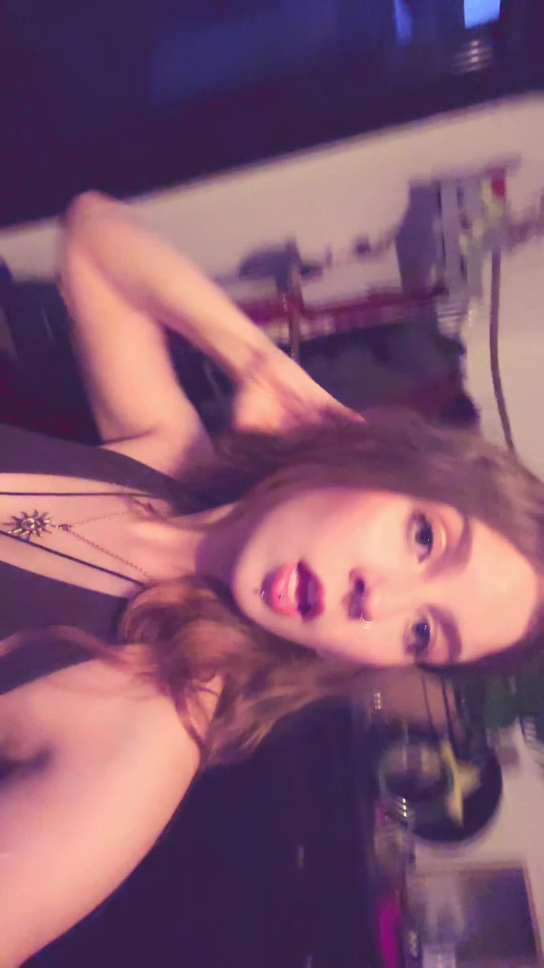 @Mia <3