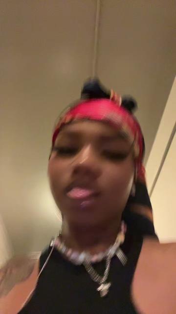@jasineé