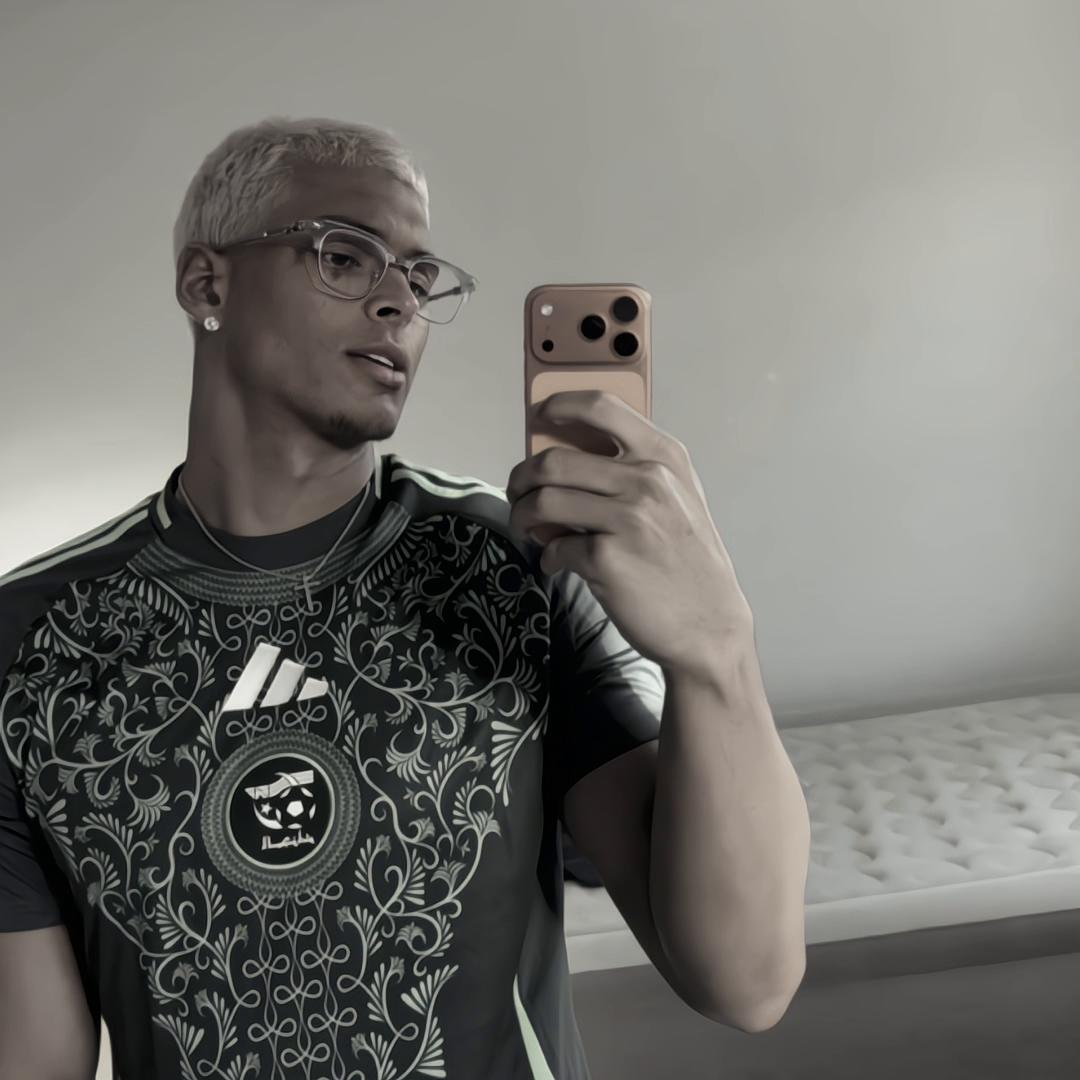 @𝘼 𝙇 𝙈
