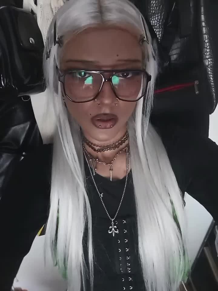 @naomi 👾💀
