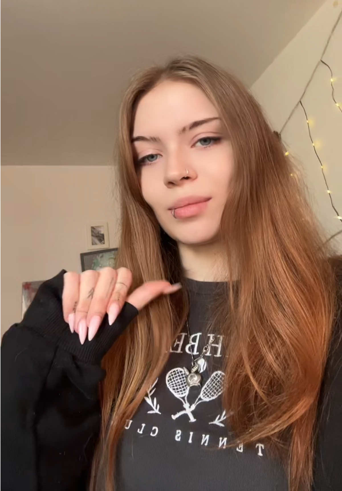 @Tinöö🍁