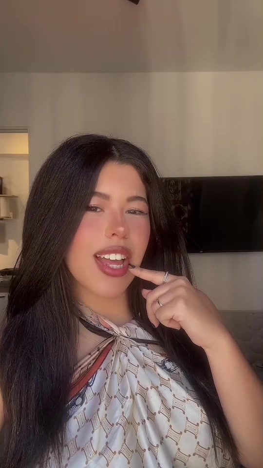 @Lê ✨
