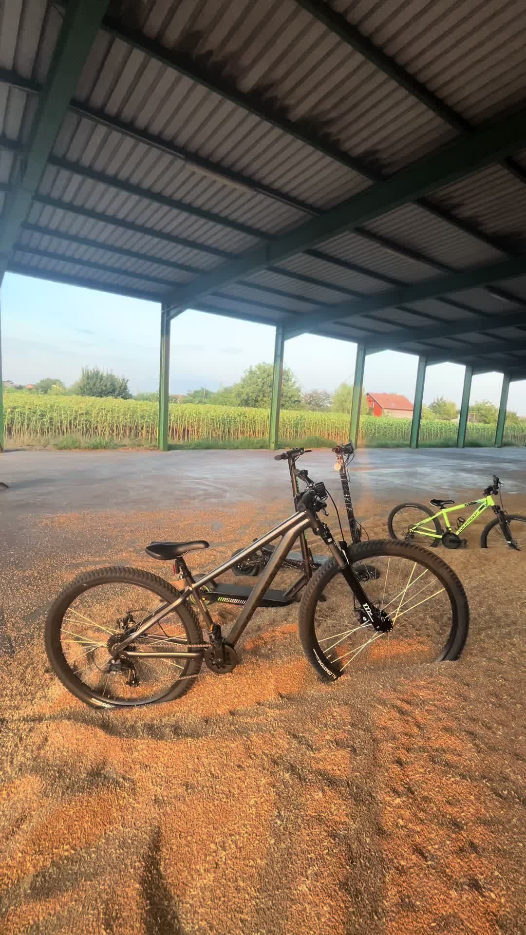 @Jozaonwheels
