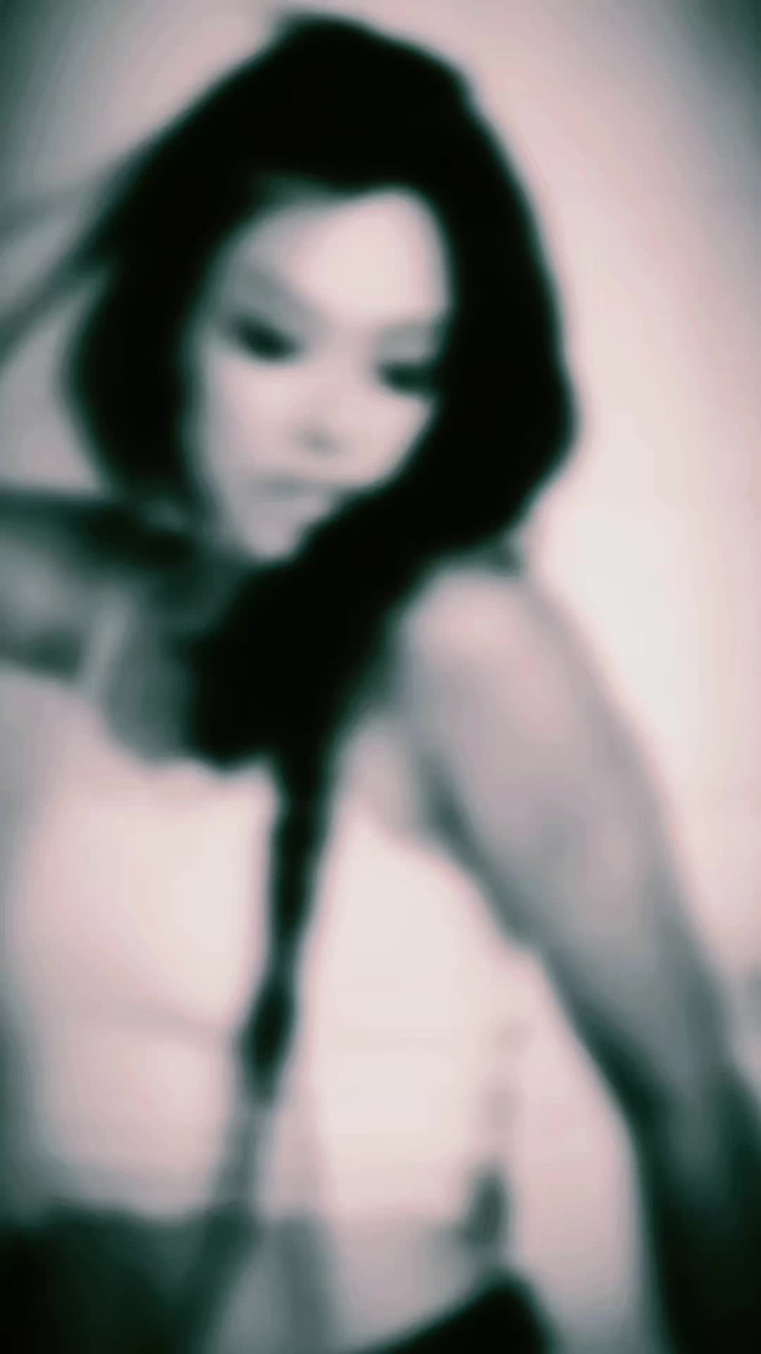 @𝔓𝔯𝔢𝔱𝔱𝔶𝔣𝔞𝔠𝔢 🥀