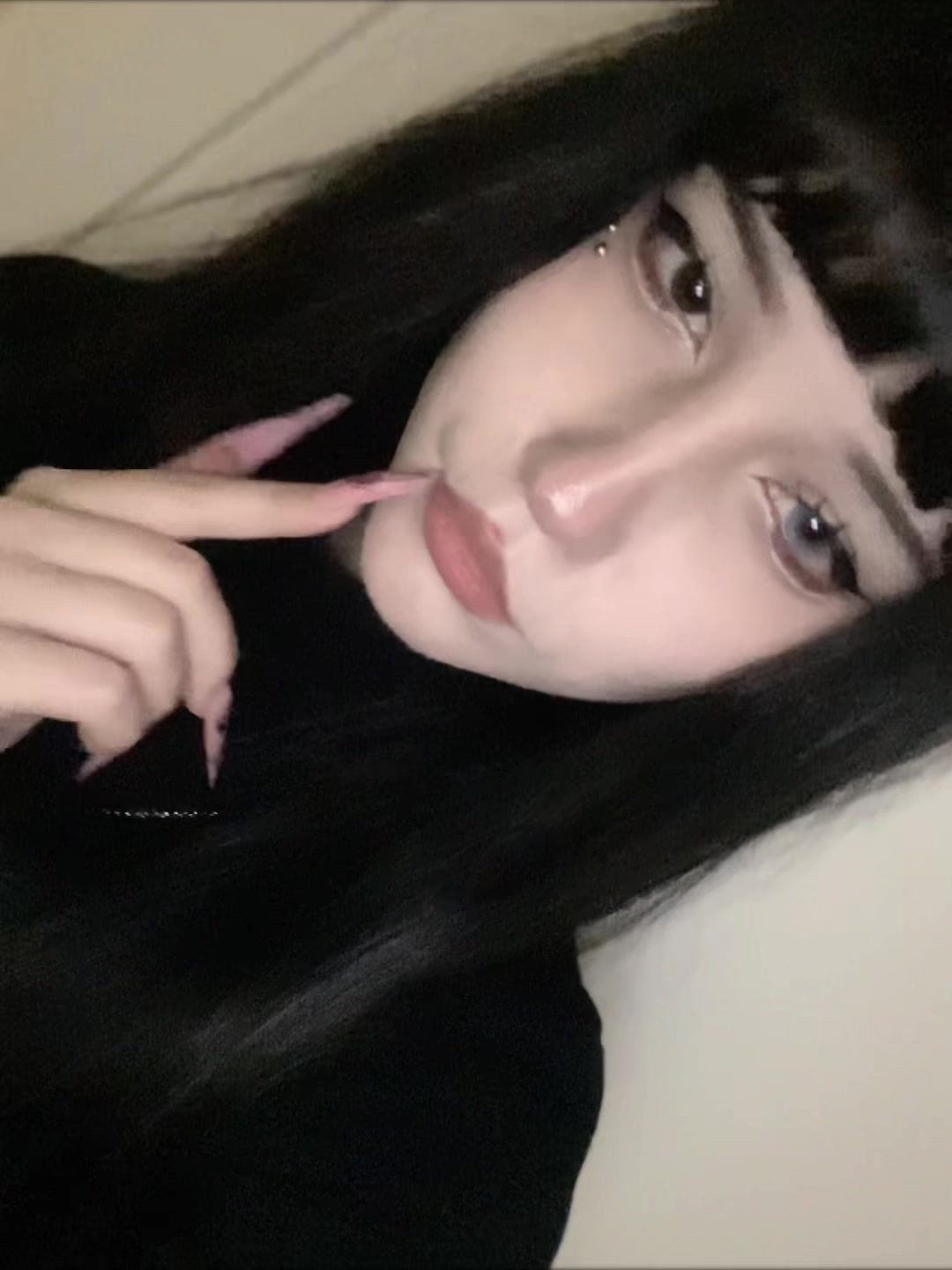 @♰