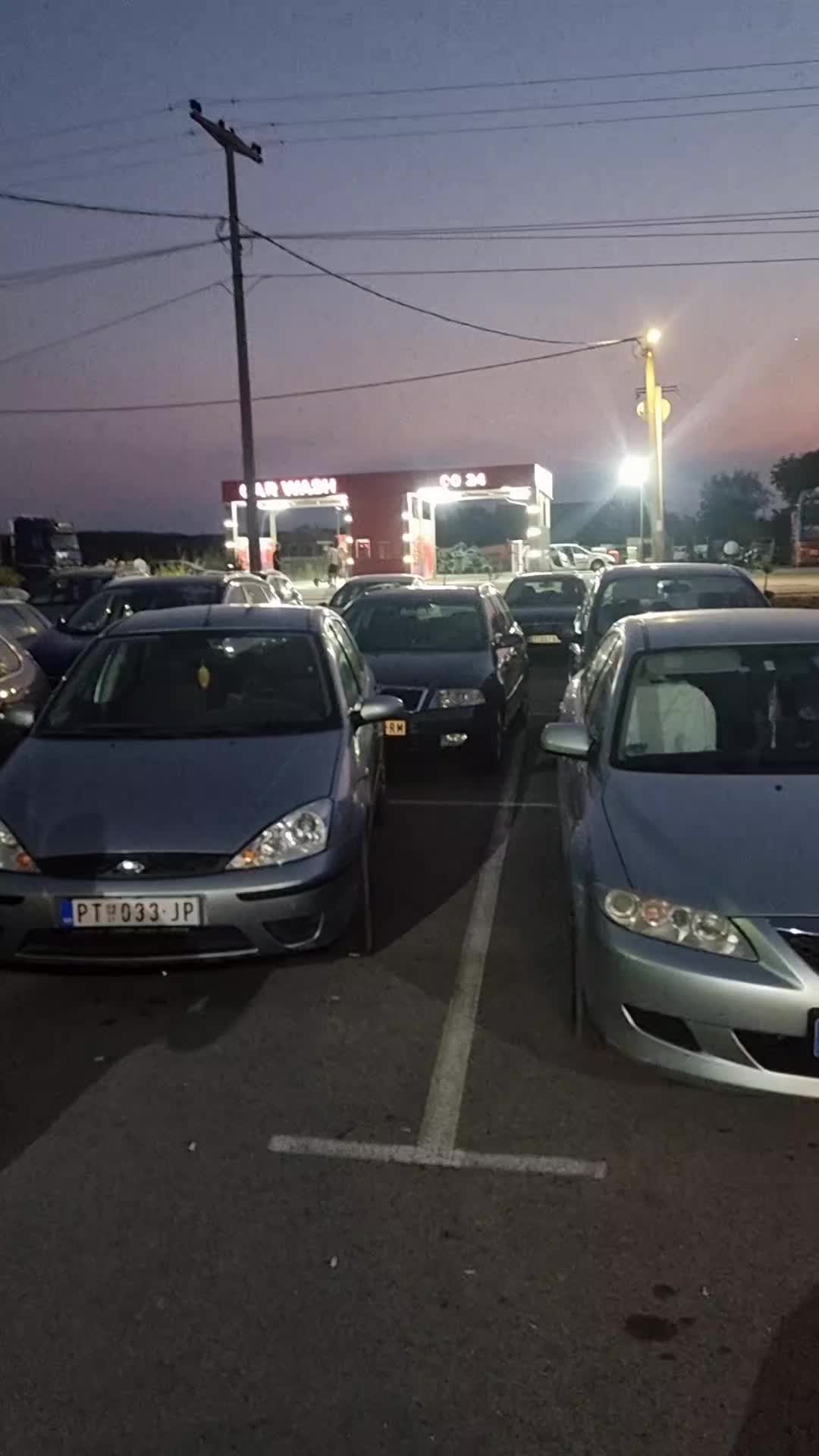 @guliša