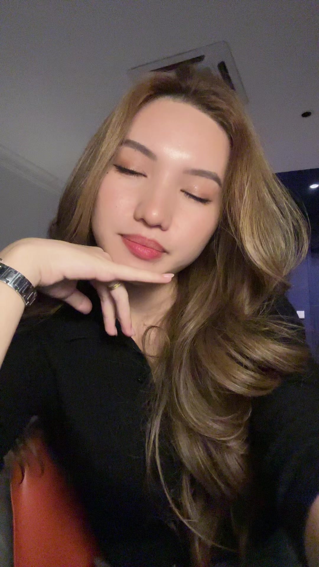 @Heyyo 🕊