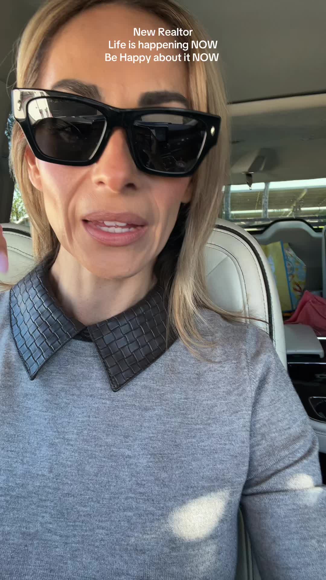 @Monica| Real Estate Hype Girl