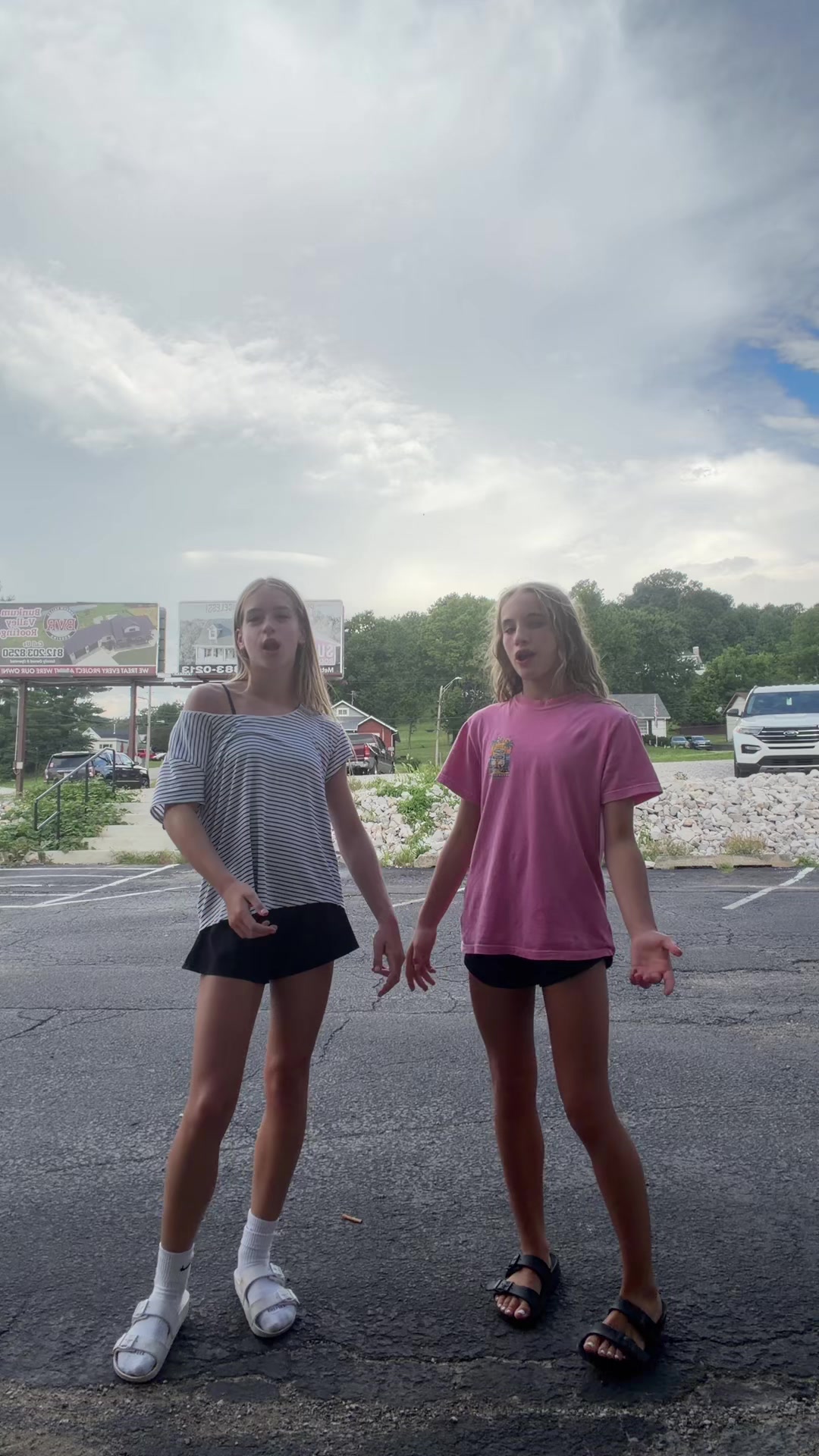 @emma & harper 👯&zwj;♀️