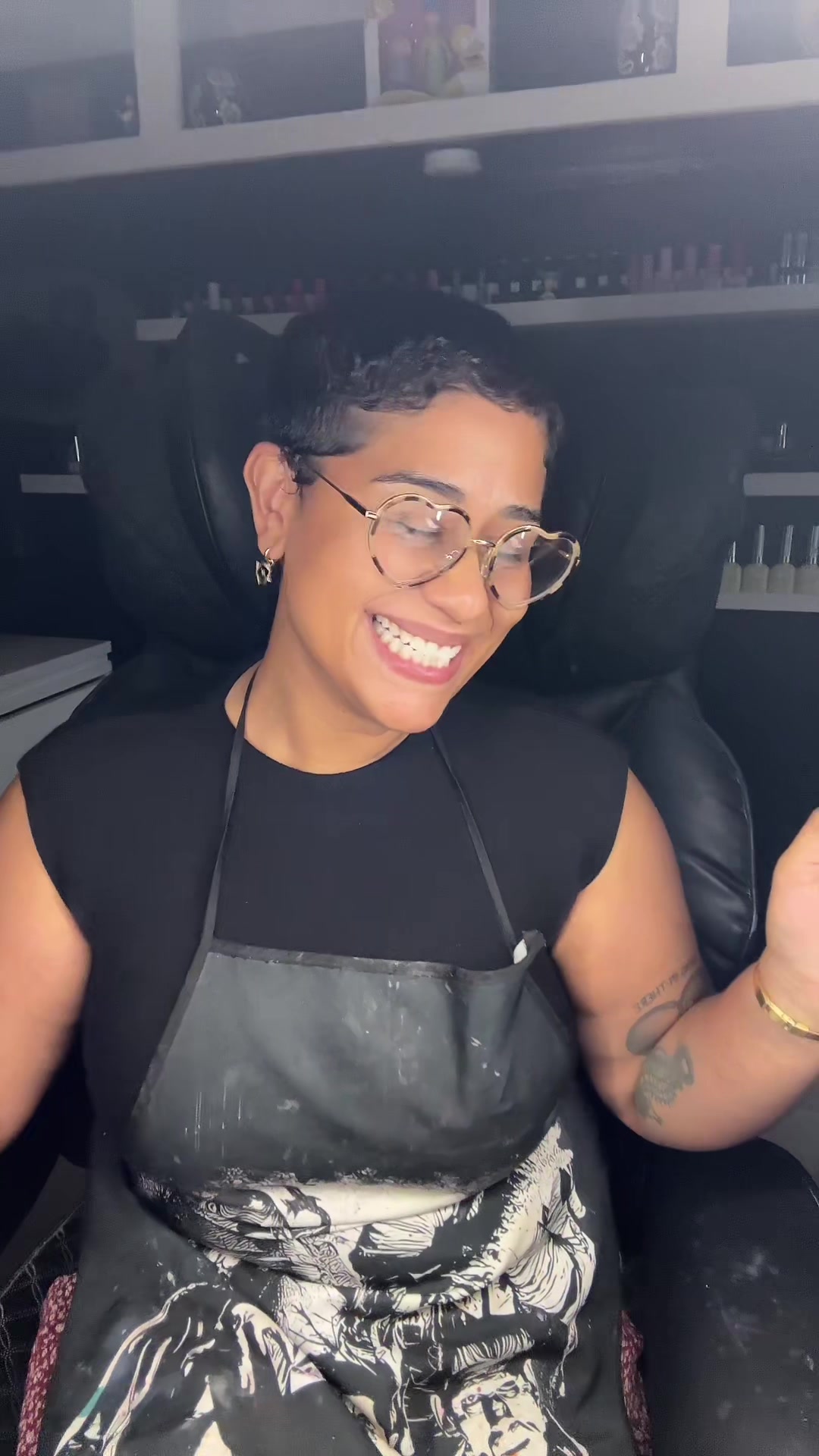 @softbutsharpnails