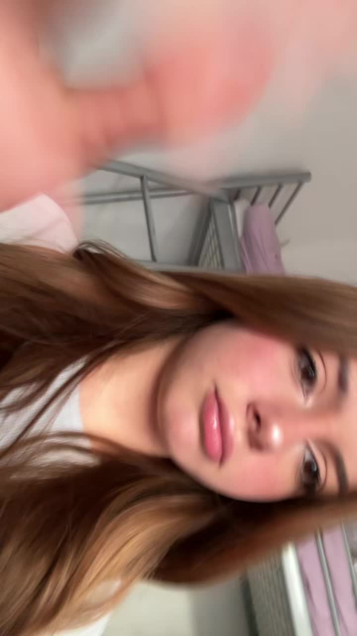 @๐.๐ฅ๐ข๐ฌ๐๐๐๐ค