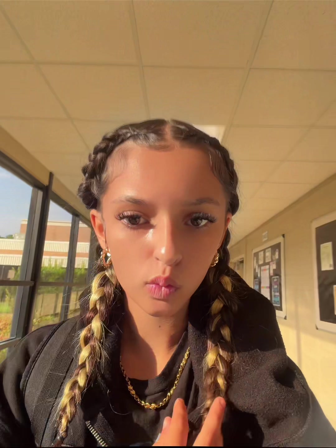 @alizabeth.👩❤️💋👩🫶🏽