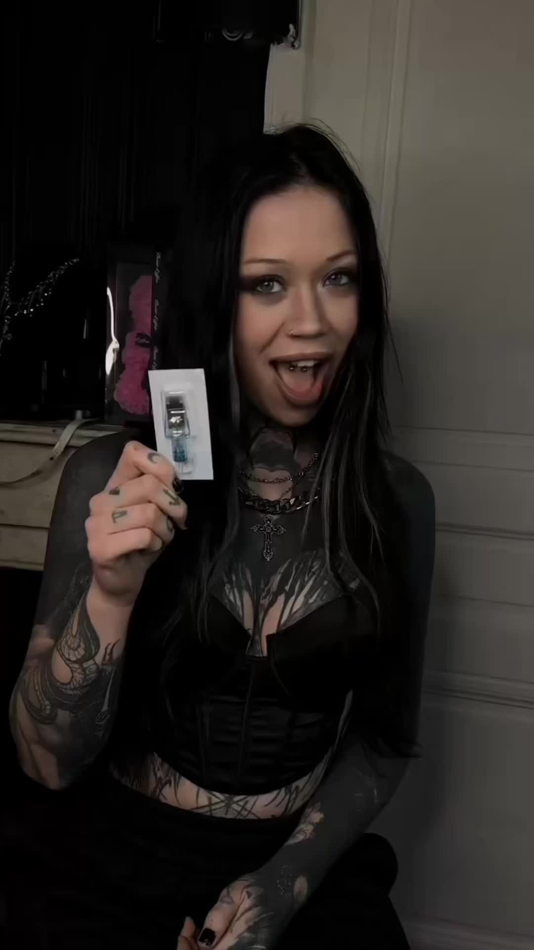 @Pimp_b.tches