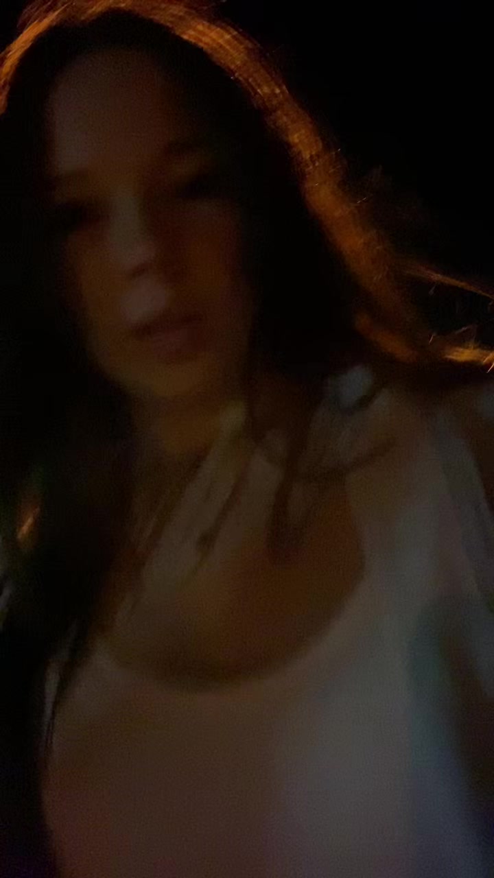 @елагина