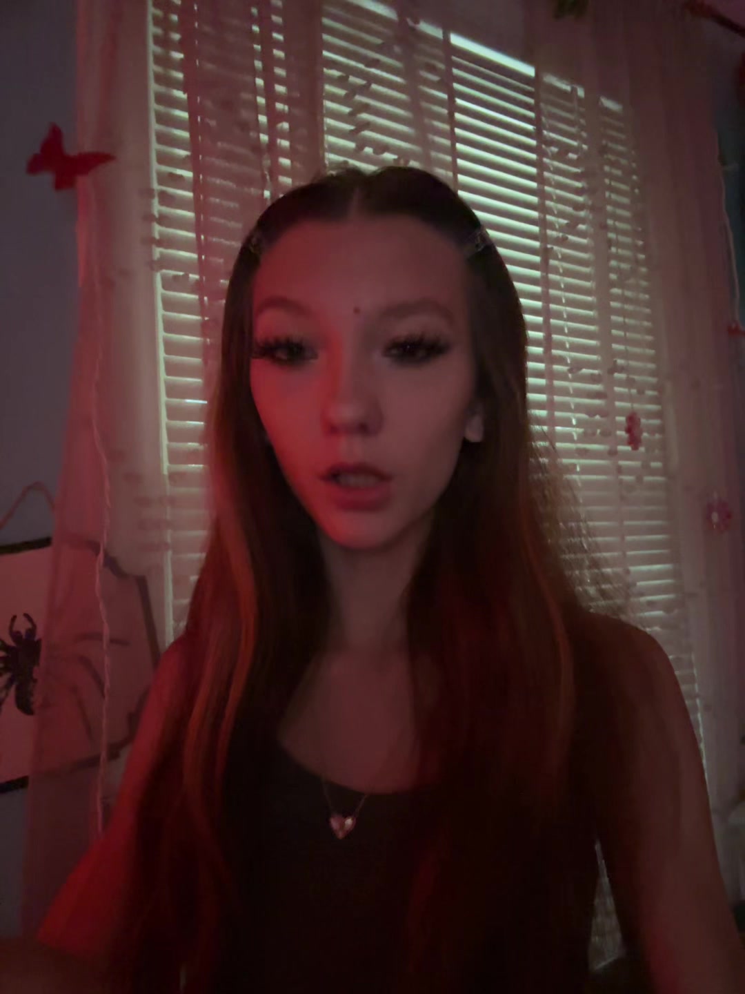 @❦