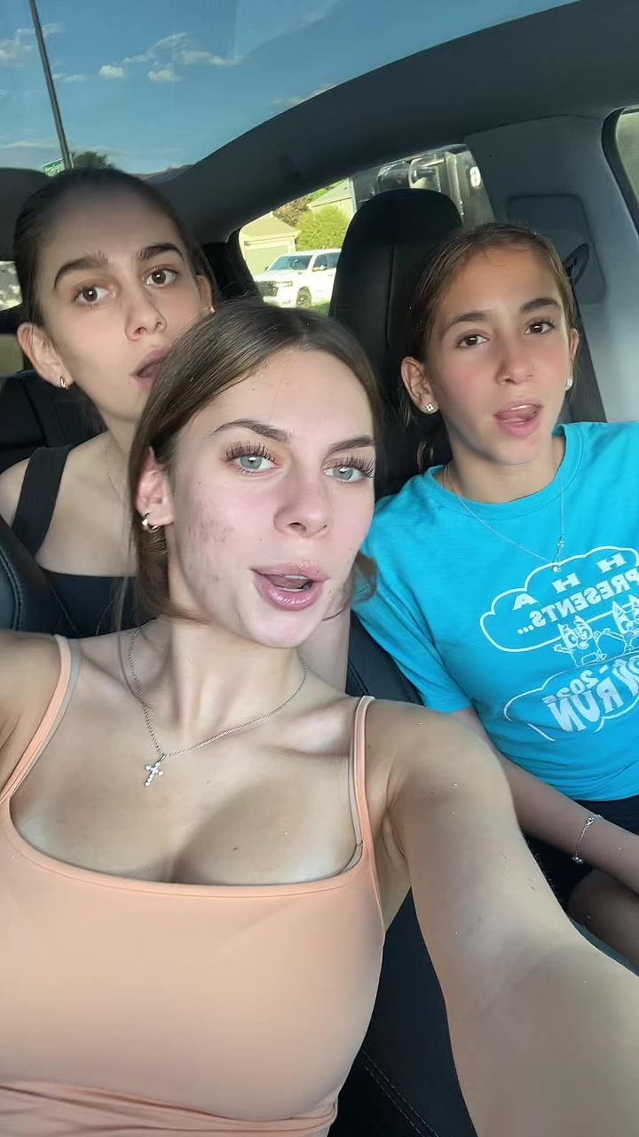 @👄