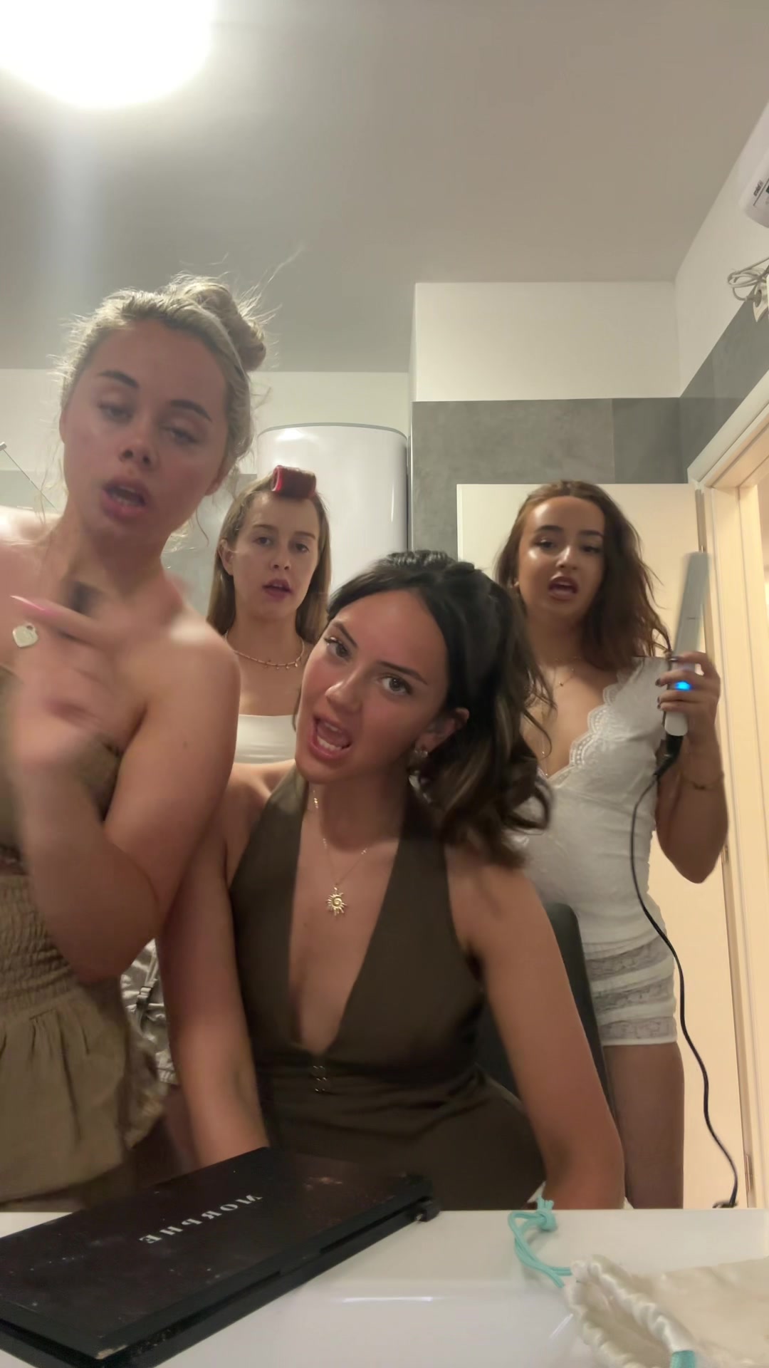 @girls abroad