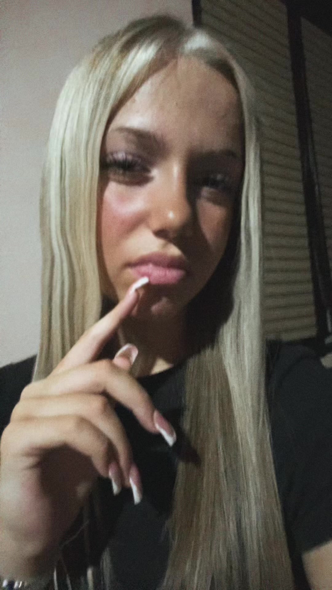 @user1364749252