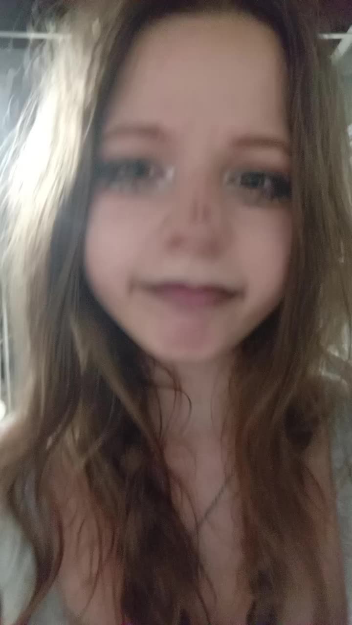@Emi
