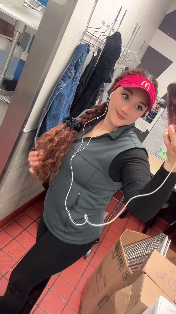 @Jatziry🍒🐍