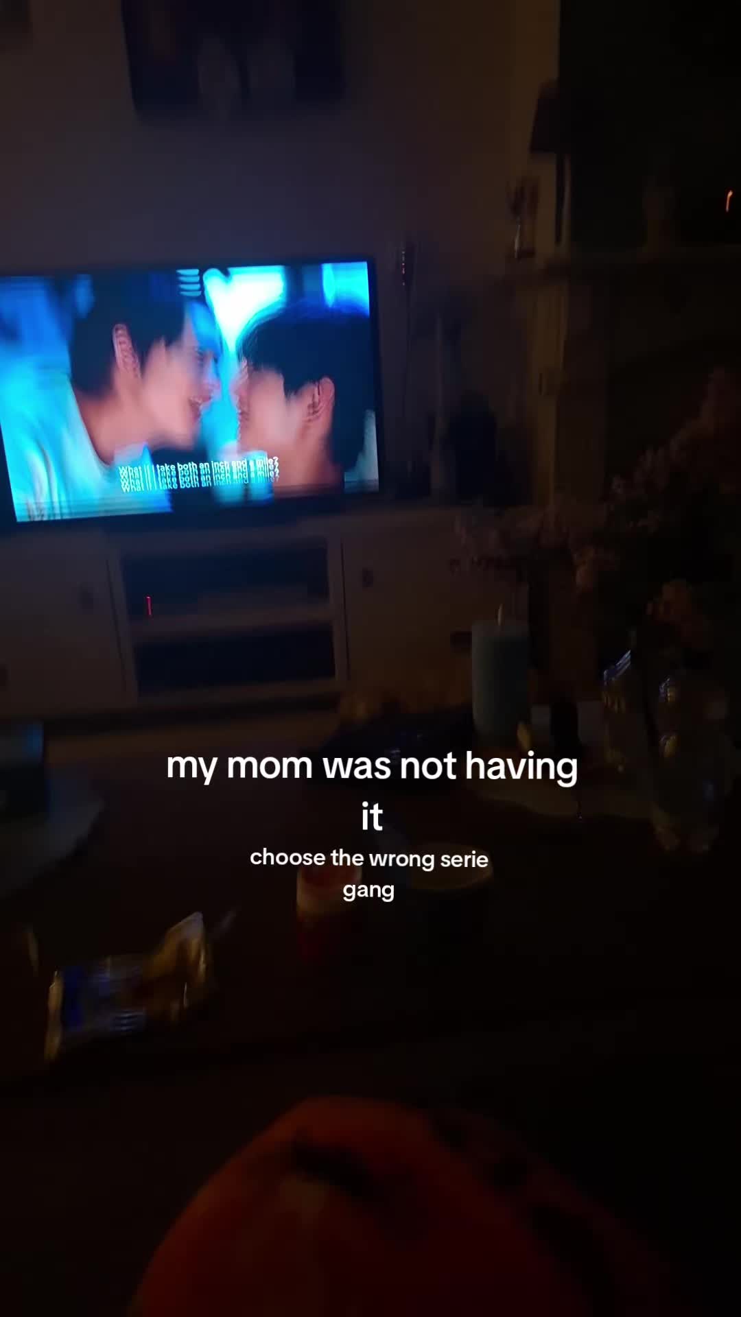 @Leeknow his oily ass cheeks