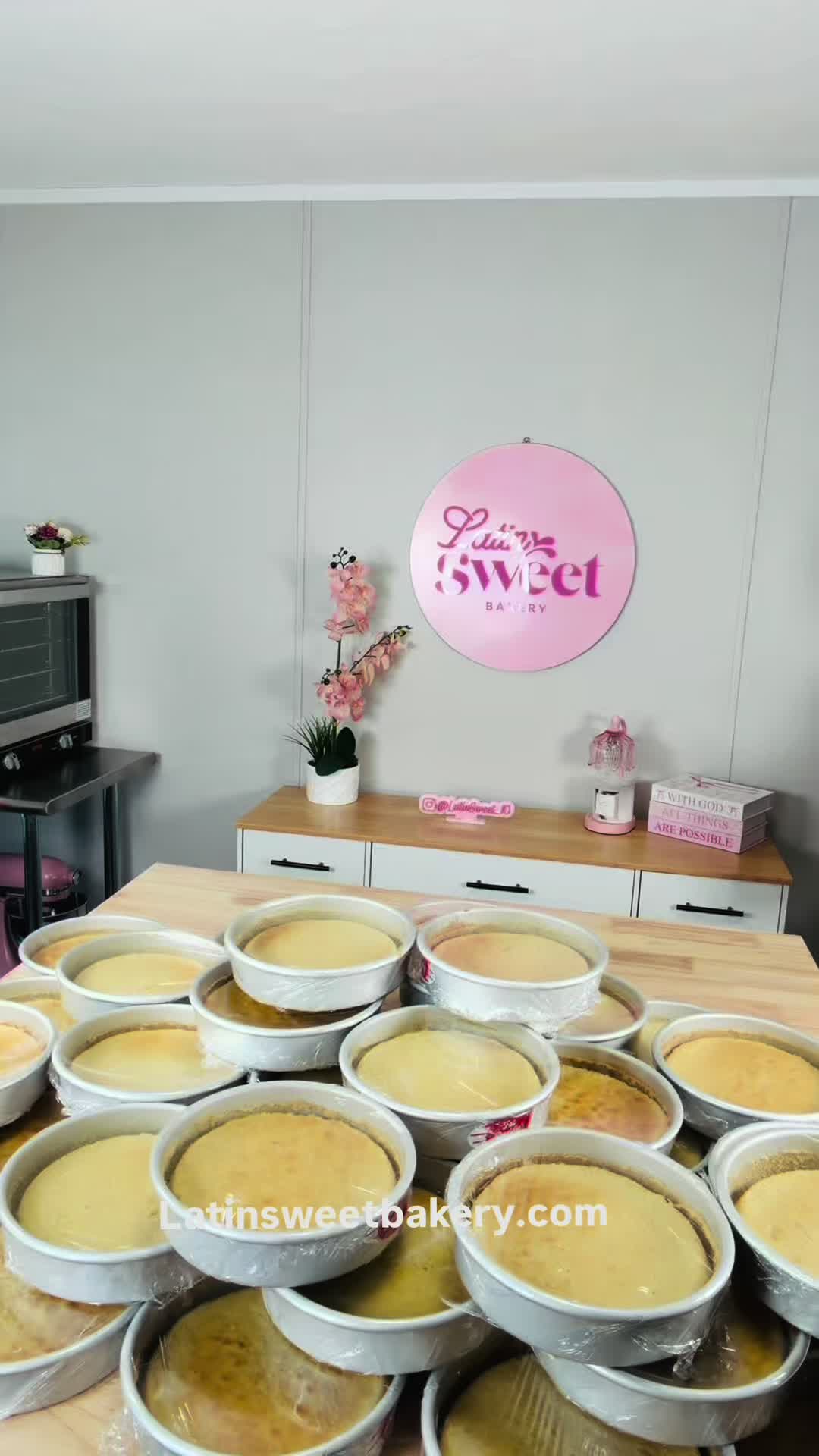 @latinsweetbakery