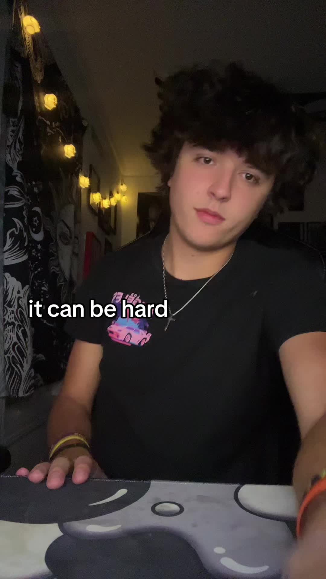@T