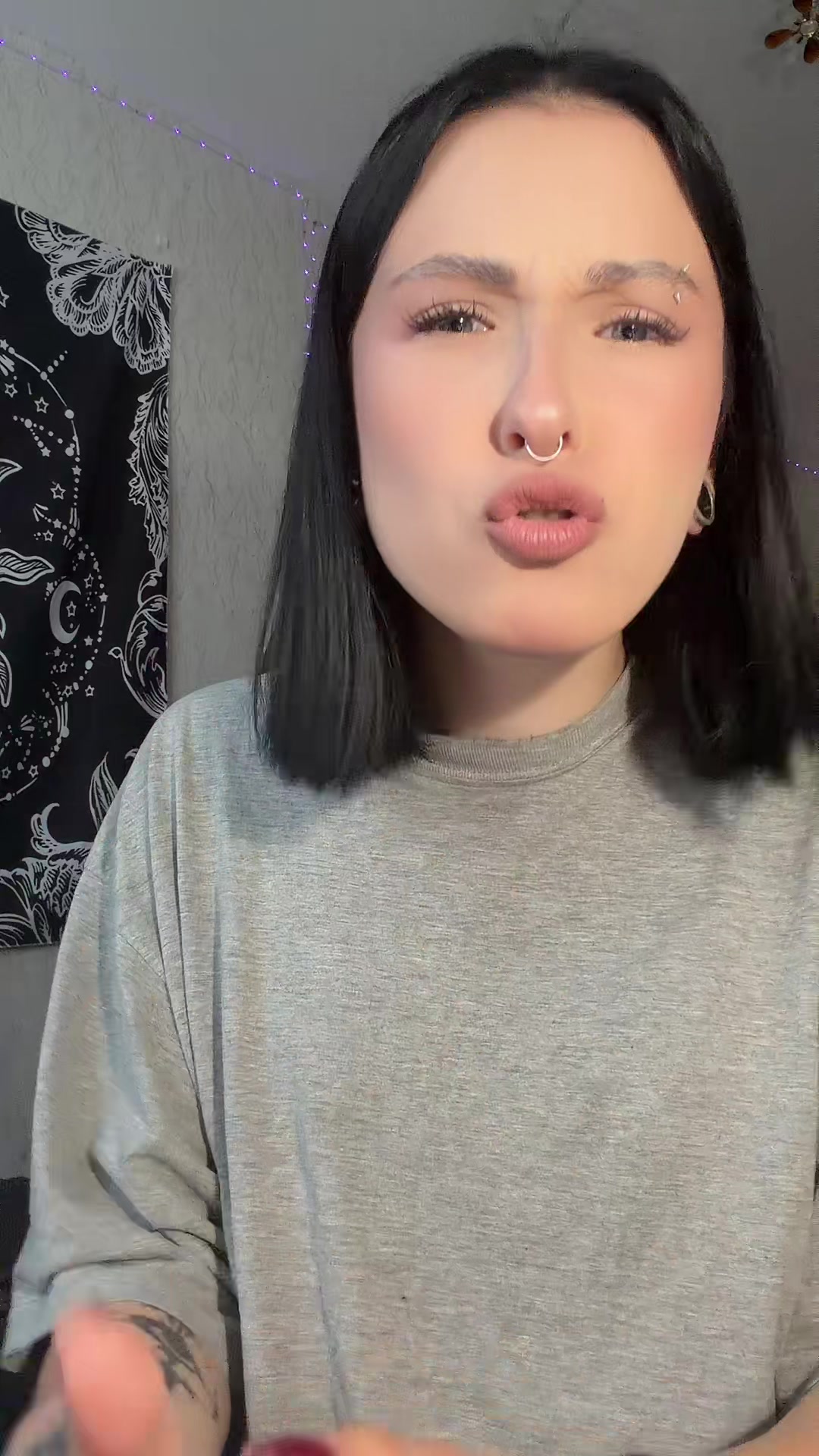 @Санька