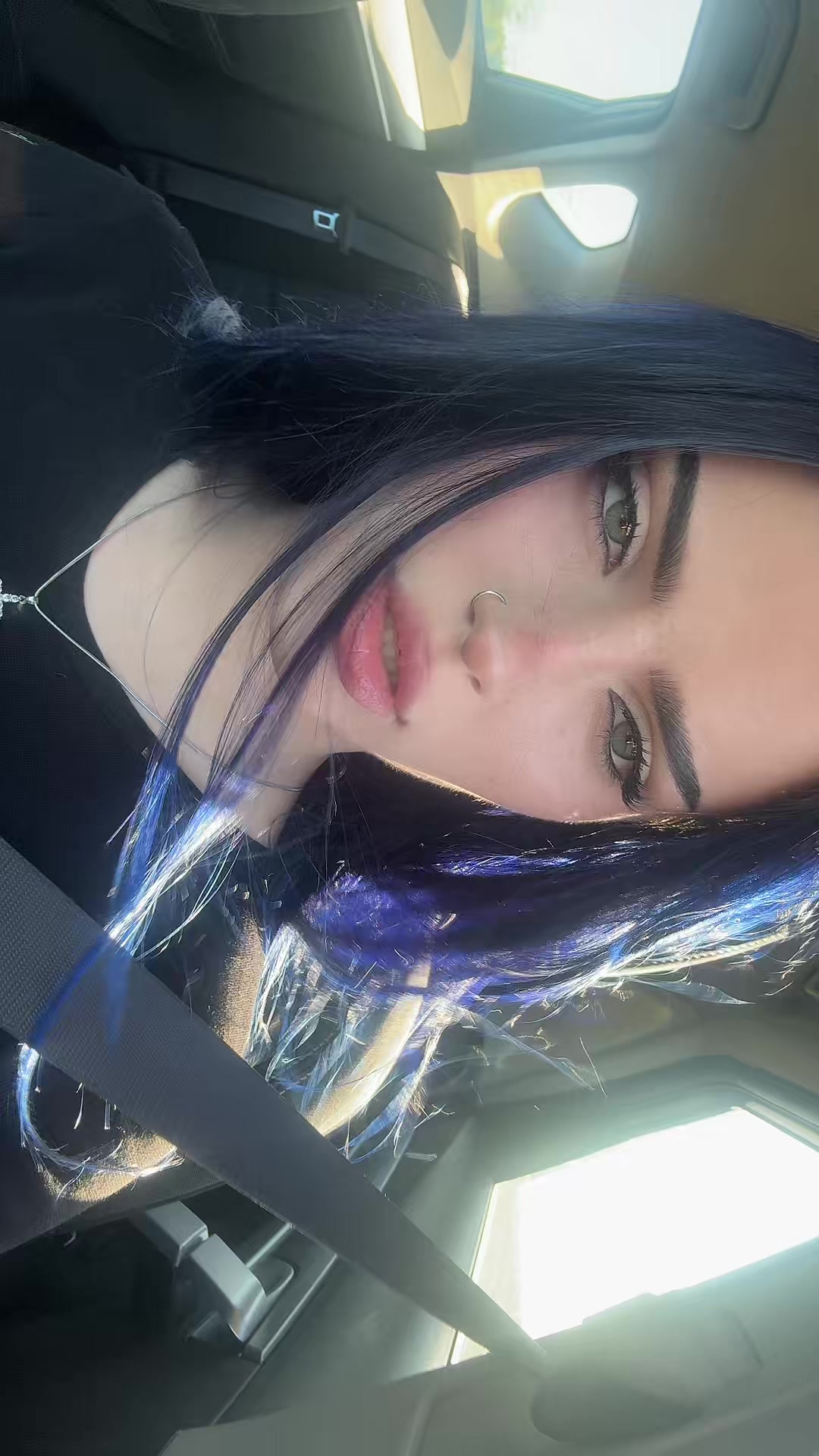 @🔒
