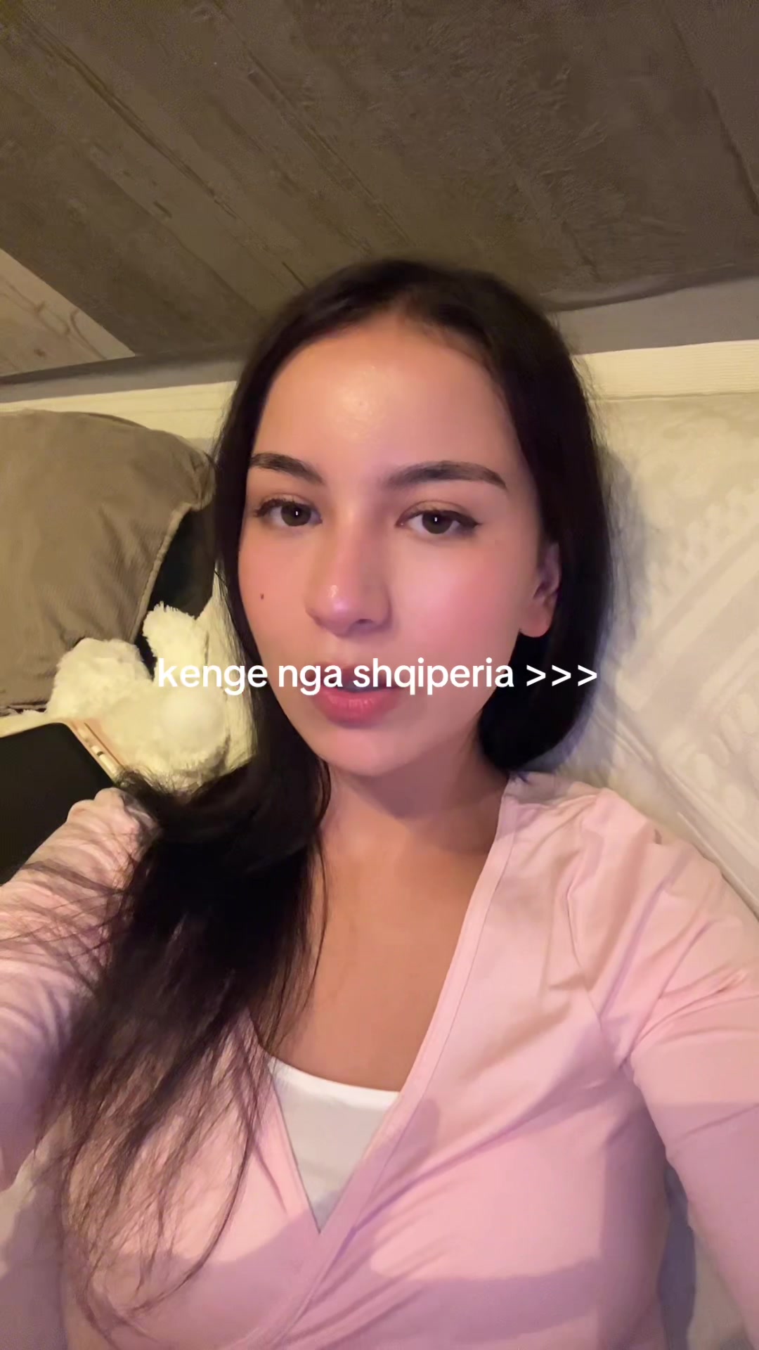 @Leona