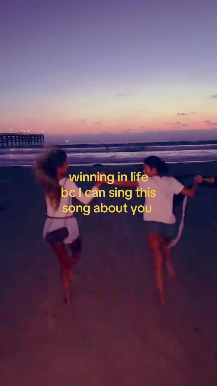 @kirstenlaynee