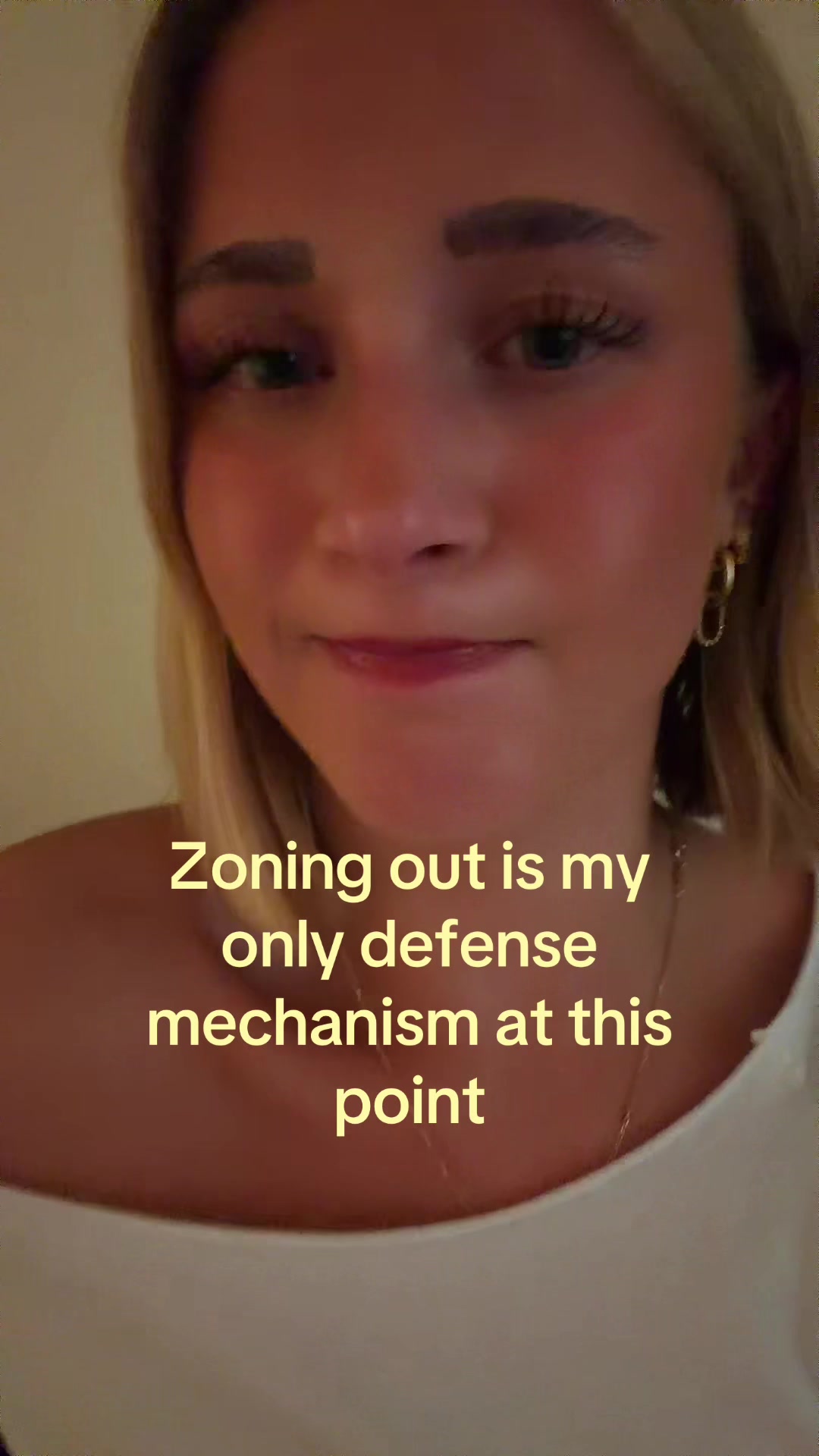 @theelliebarker