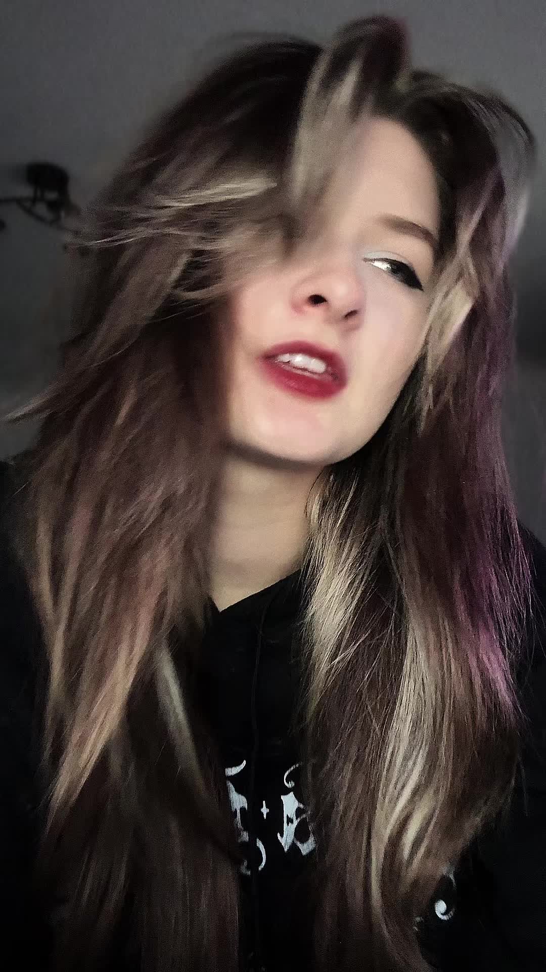 @Lily/liwynx