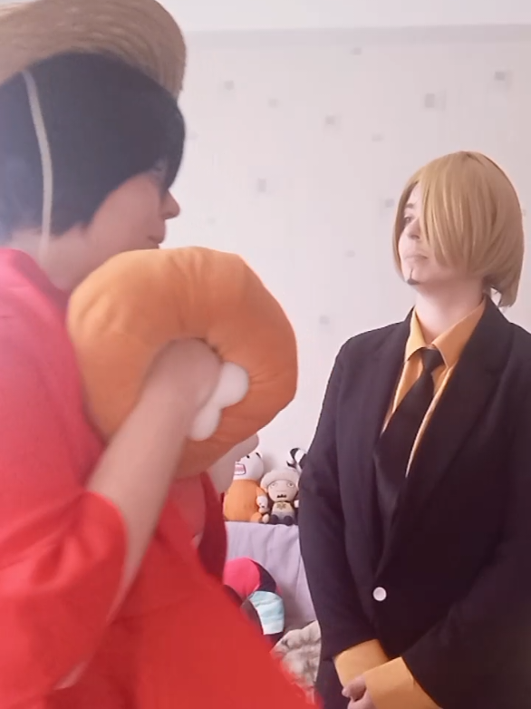 @Ame-cosplay