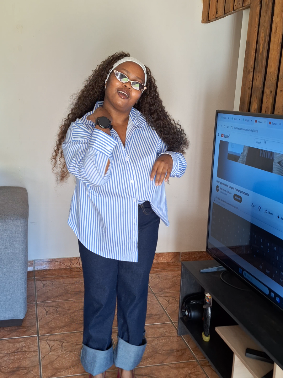 @Nqobile Bayathandwa Mhlamvu🌸