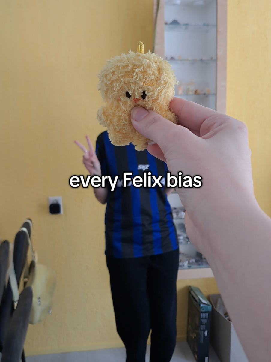 @Mel🩷🩵