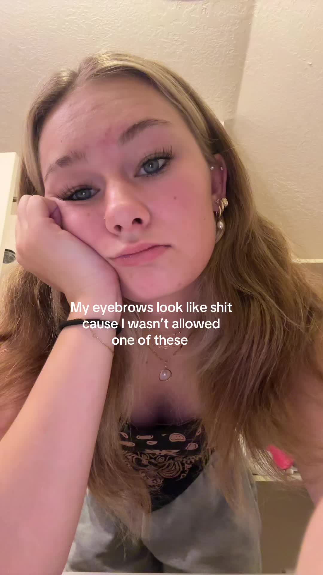 @Isa🔔a