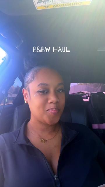 @Lay ✨