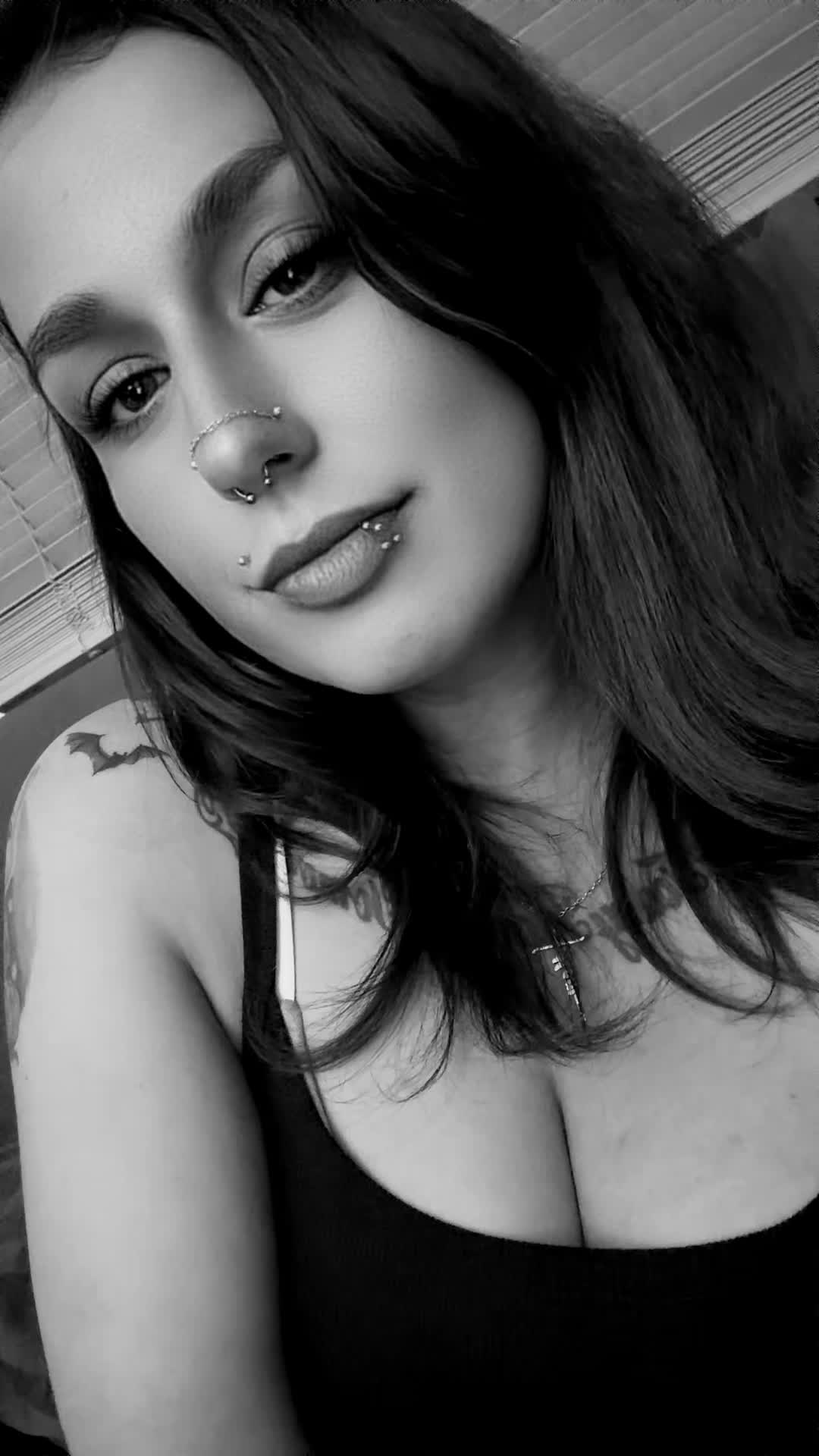 @kaluhmarie